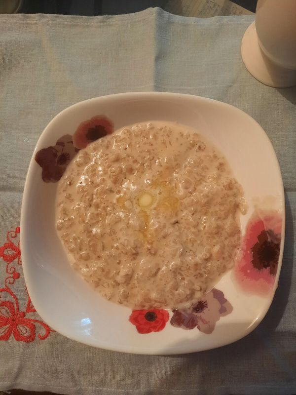 Овсяная каша: Полезный выбор для утреннего рациона