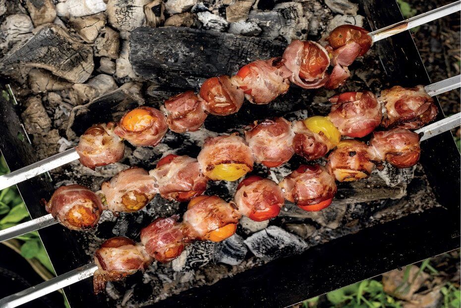 Непревзойденное сочетание: как помидоры в беконе покоряют сердца гурманов