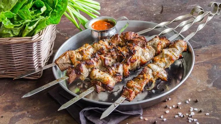 Шашлык из свинины с винным уксусом: секрет нежности и яркого вкуса
