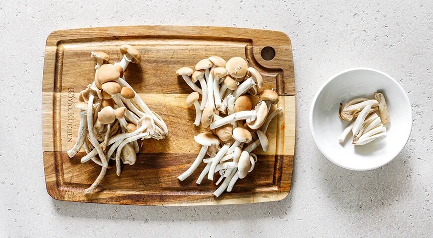 Как приготовить опята с луком легко и вкусно