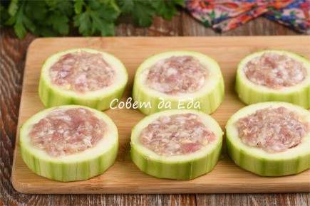 Кабачки с мясом: три необычных рецепта для гурманов