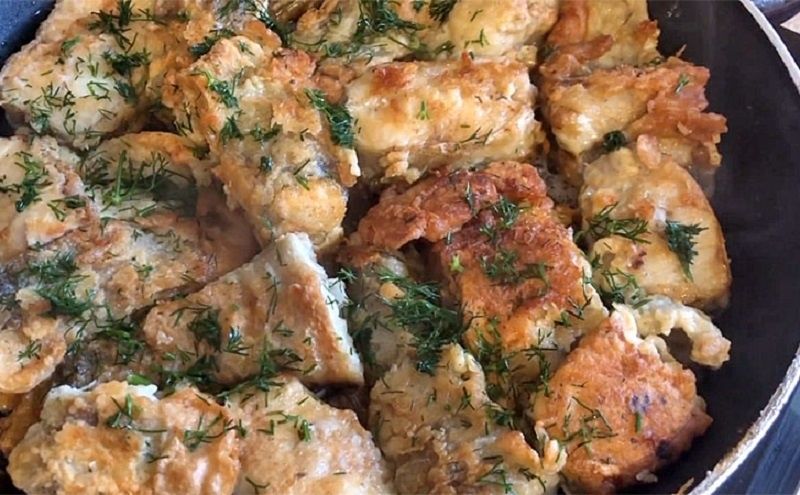 Минтай в кляре: секреты яркого вкуса для семейного ужина