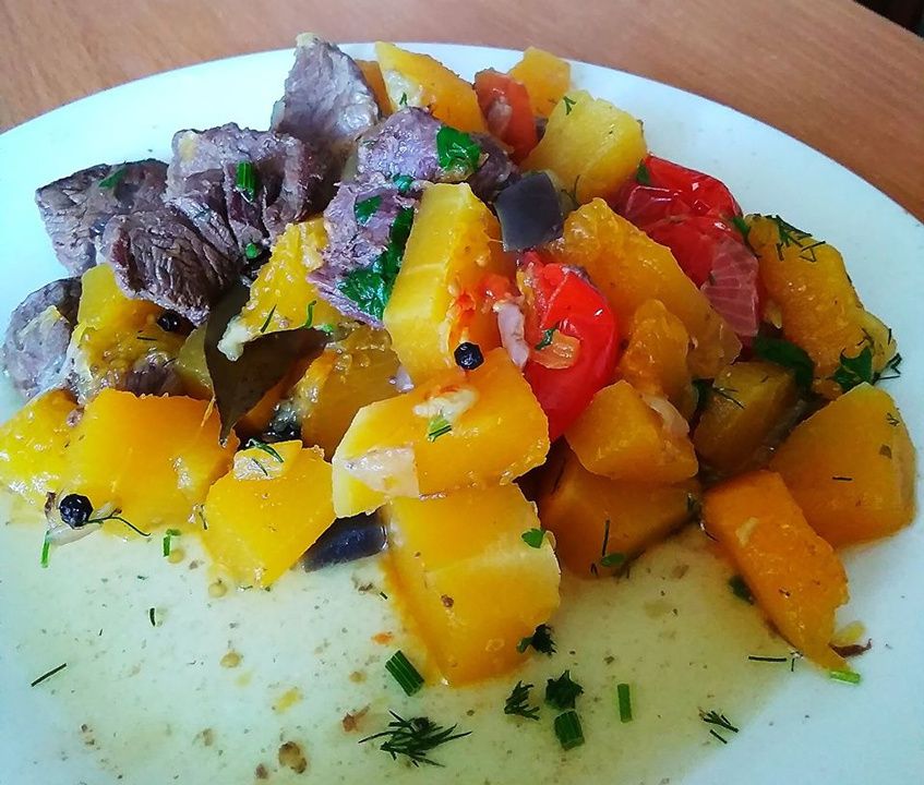 Теплый ужин с тыквой и телятиной: легкий рецепт на каждый день