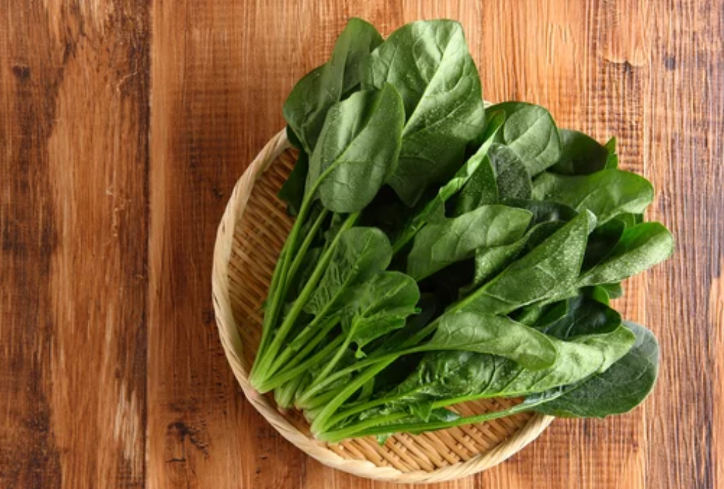 Шпинат: новый протеиновый герой на вашем столе