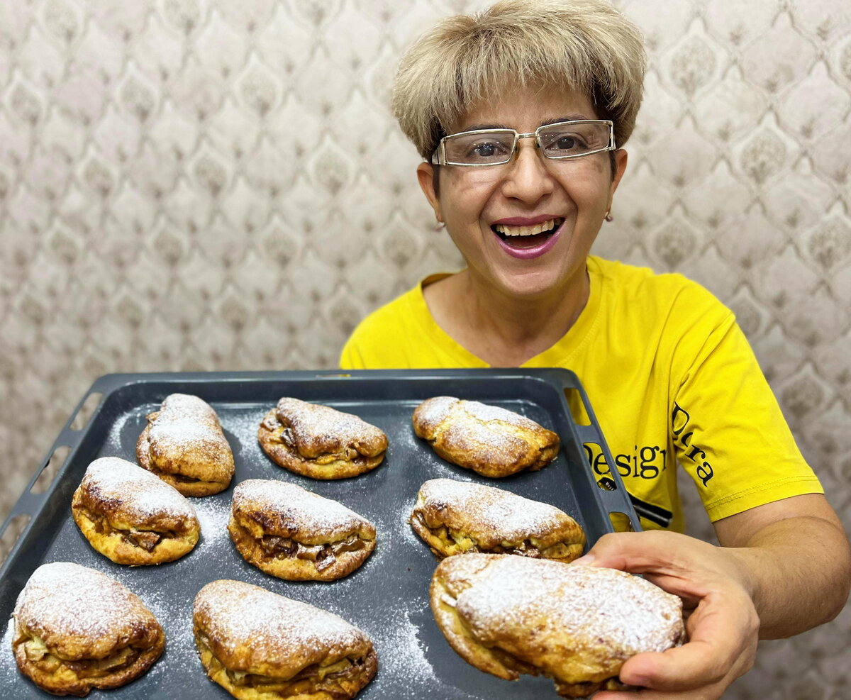 Нежная выпечка с яблоками: как за 12 минут создать кулинарный шедевр