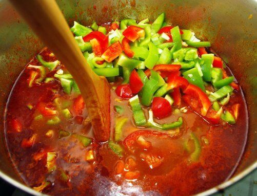 Вегетарианский гуляш: как разнообразить повседневное меню