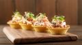 Тарталетки с копченой курицей: праздник на вашем столе