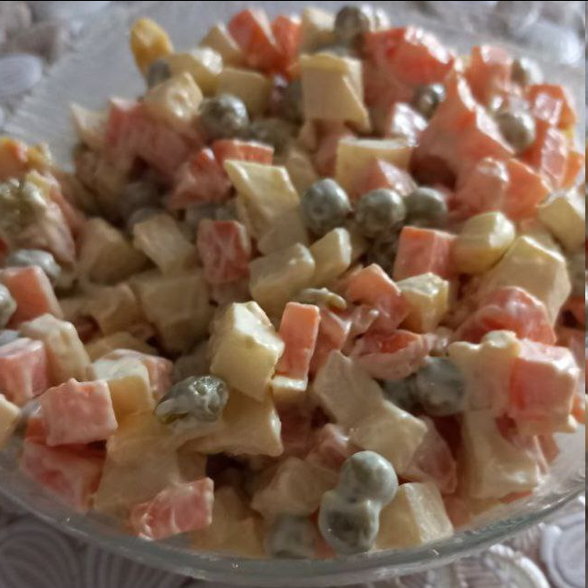 Быстрый салат «Белочка»: Просто и вкусно