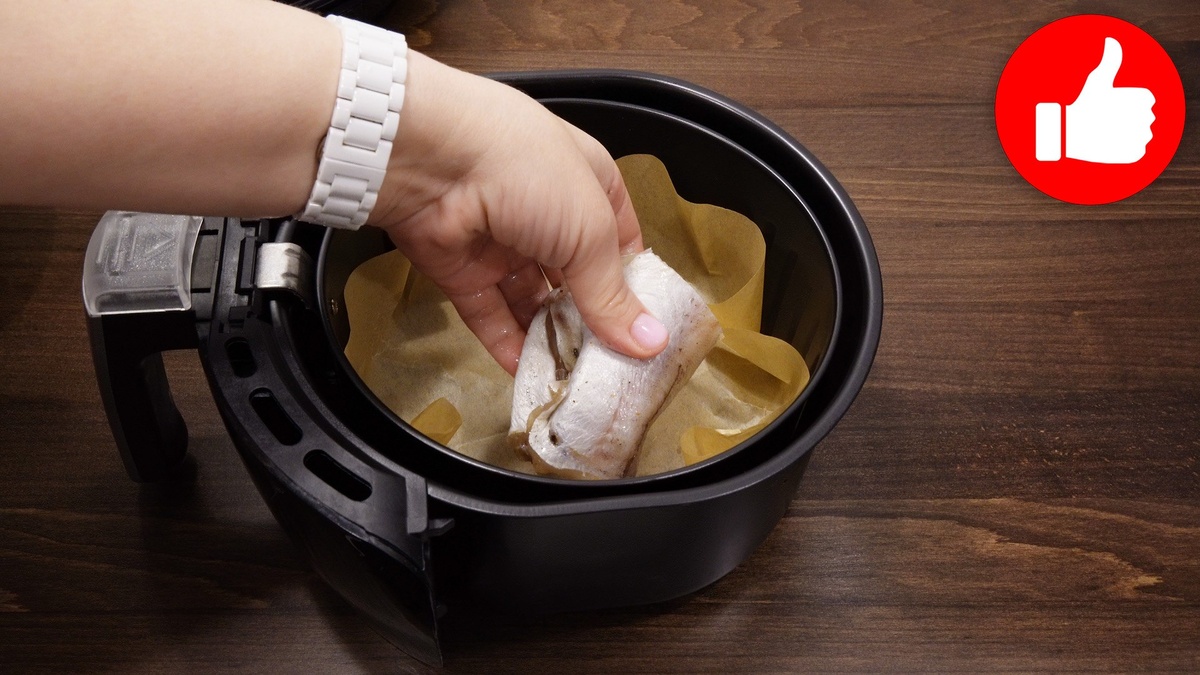 Как приготовить хрустящую жареную рыбу минтай в аэрогриле