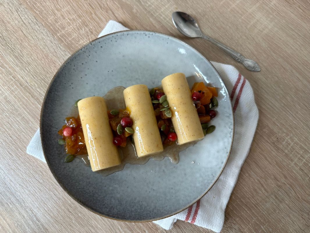 Вкусный десерт из хурмы, который не требует выпечки