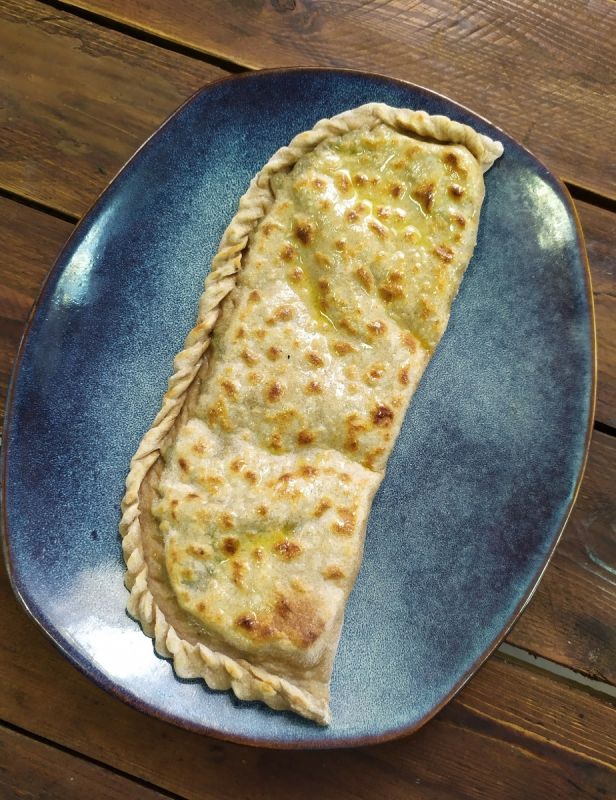 Кутабы с зеленью: классический рецепт