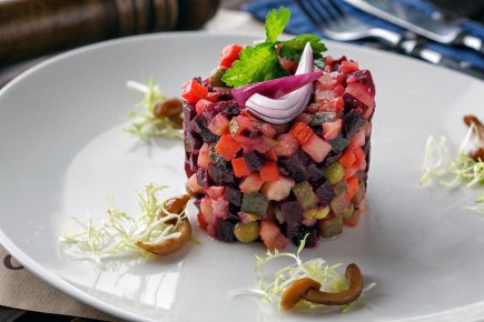 Вкус детства: винегрет с селедкой своими руками