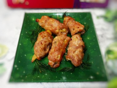Сочные мясные рулетики с картофелем и грибами: восхитительный рецепт