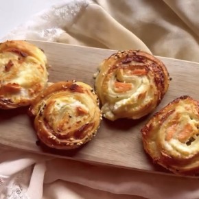 Эффектные рулеты с лососем и бурратой: идеальный закусочный шедевр