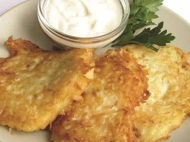 Непревзойденные драники с луком и салом