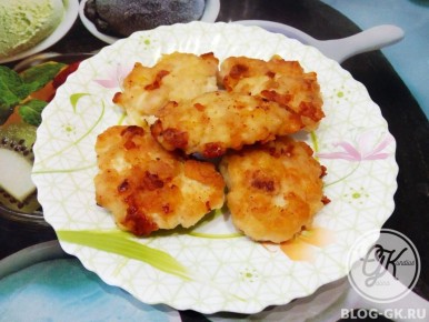 Нежные котлеты из курицы с сыром: простой и вкусный рецепт