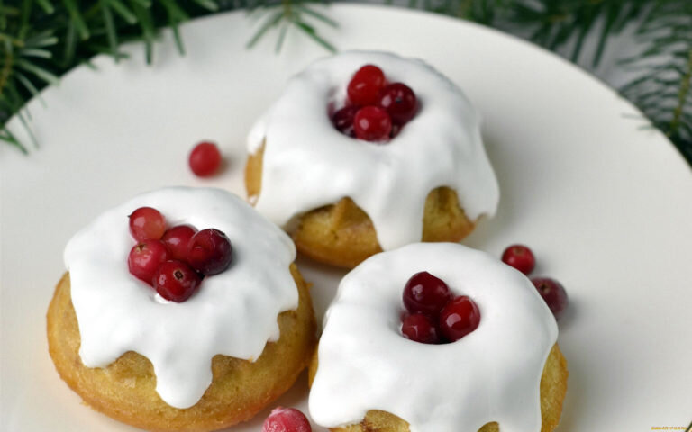 Кексы с клюквой и белым шоколадом: сладкое лакомство для любого случая