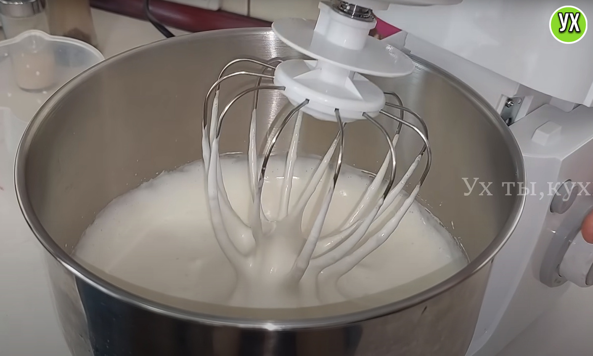 Нежный молочный пирог за 40 минут: простой и вкусный рецепт