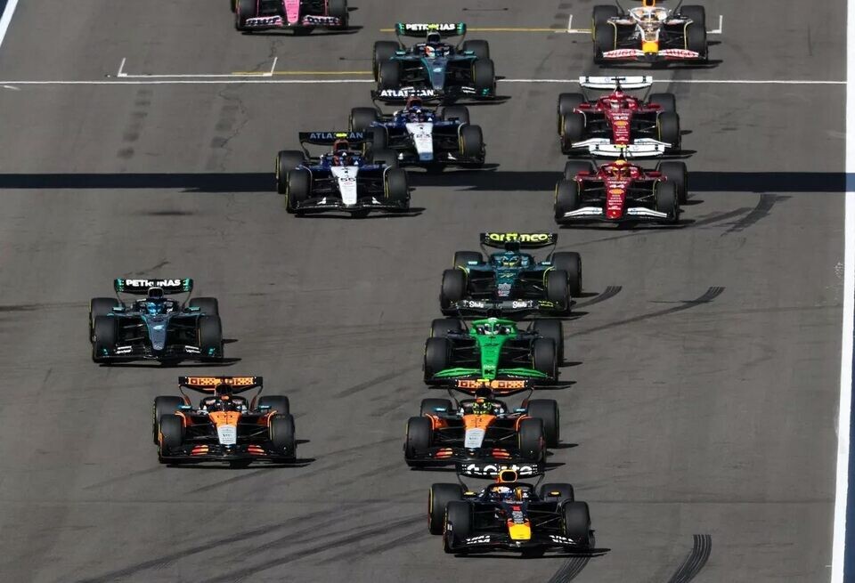 McLaren снова критикует Хюлькенберга за инцидент на спринте в США