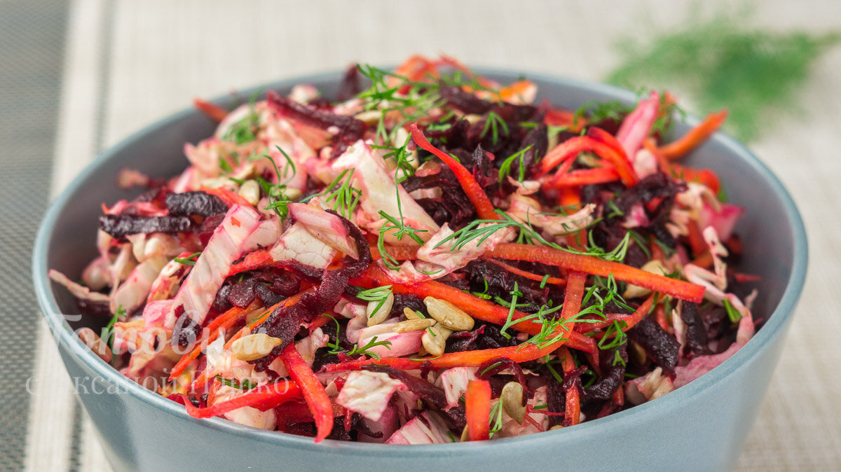 Непревзойденный салат из капусты без майонеза, который покорит сердца