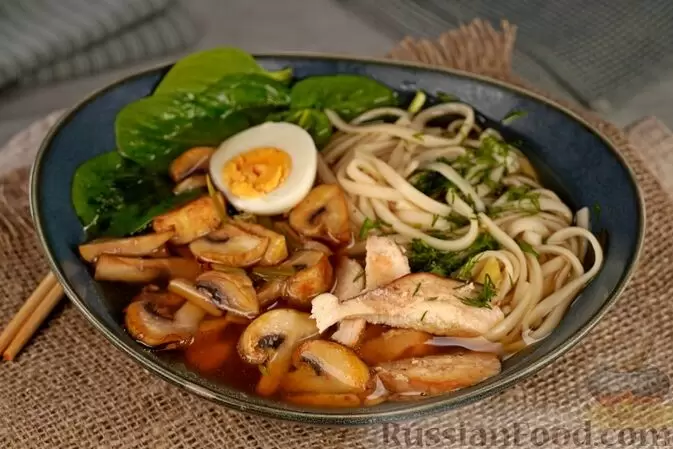 Забытые рецепты: 5 восхитительных супов, которые пора ввести в ваше меню