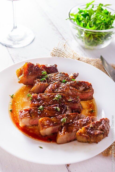 Приготовление стейка на сковороде: безупречный вкус в каждом кусочке