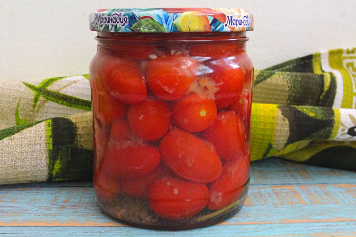 Маринованные помидоры черри с чесноком и перцами: идеальное лакомство на зиму