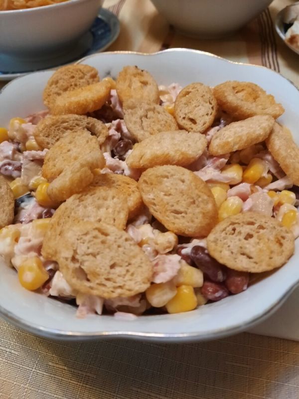 Нежный салат с копченой курицей: идеальное сочетание вкусов