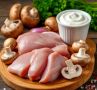 Необычное и сытное блюдо: как приготовить курицу по-строгановски