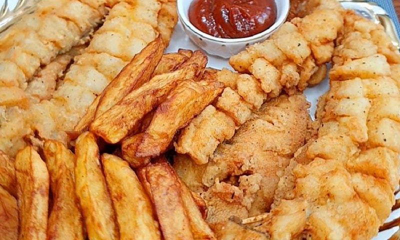 Рыба на сковороде с ароматом мангала